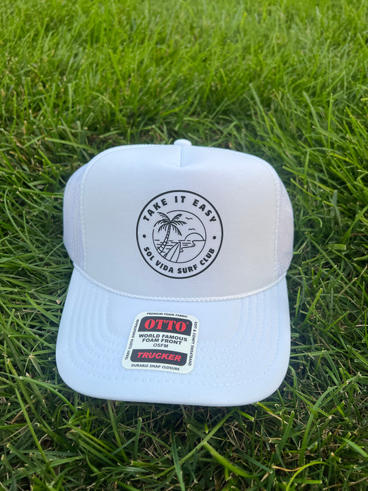 sol vida surf club trucker hat
